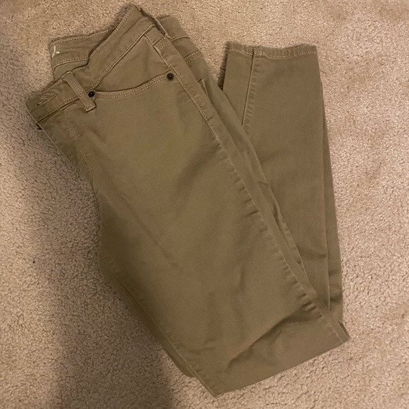 Universal Thread Khaki pants - Picture 1 of 3